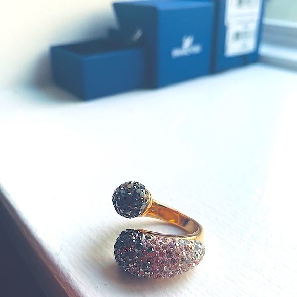 Swarovski Champagne Louise Ring 55 Rings